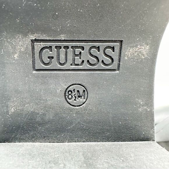 GUESS Women's Keanna Knit Detail Pull-On Lug Sole Faux Leather Chelsea Boots 8.5 - Picture 13 of 16